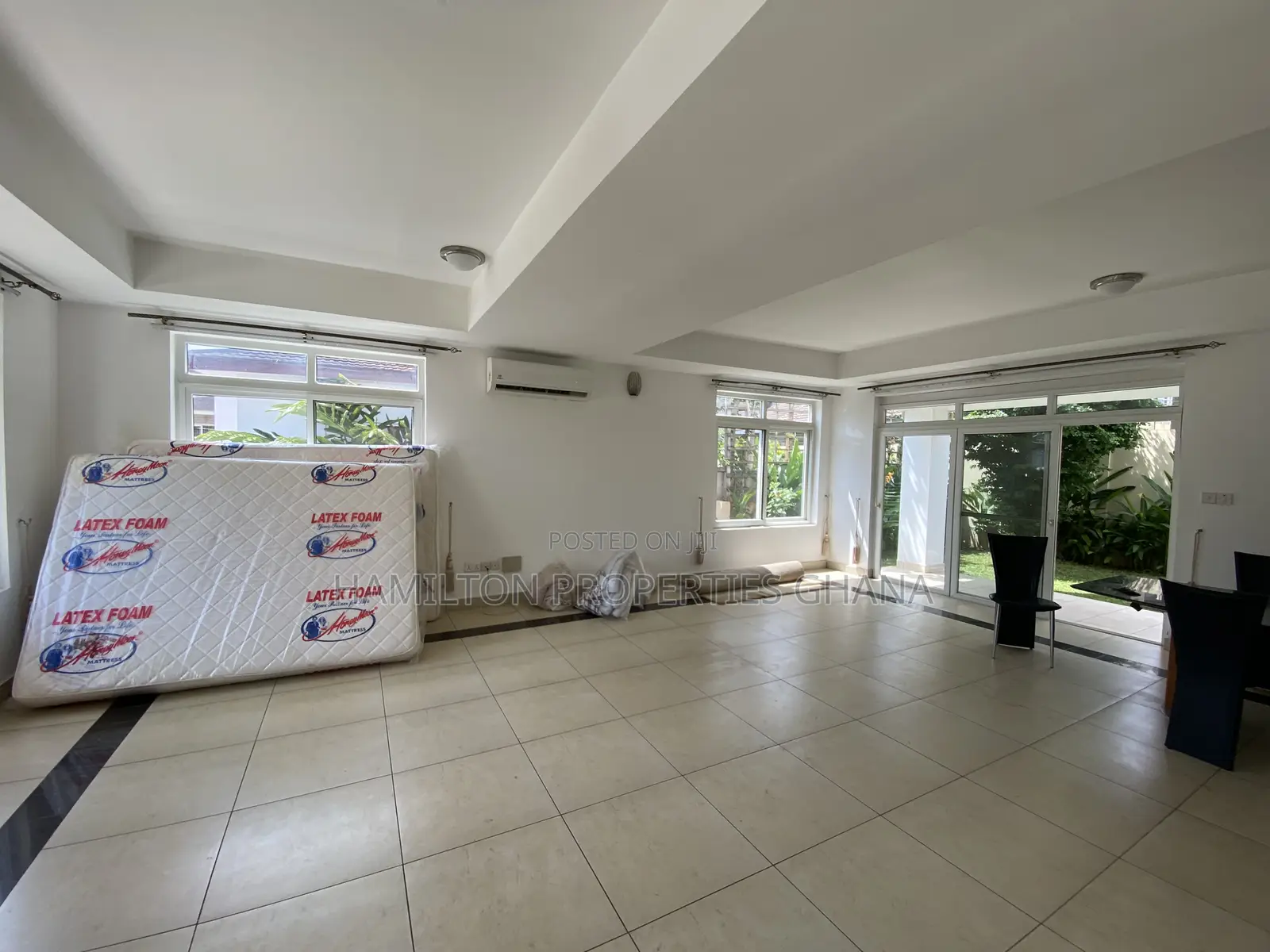 4bdrm Townhouse / Terrace in East Legon, American House for rent