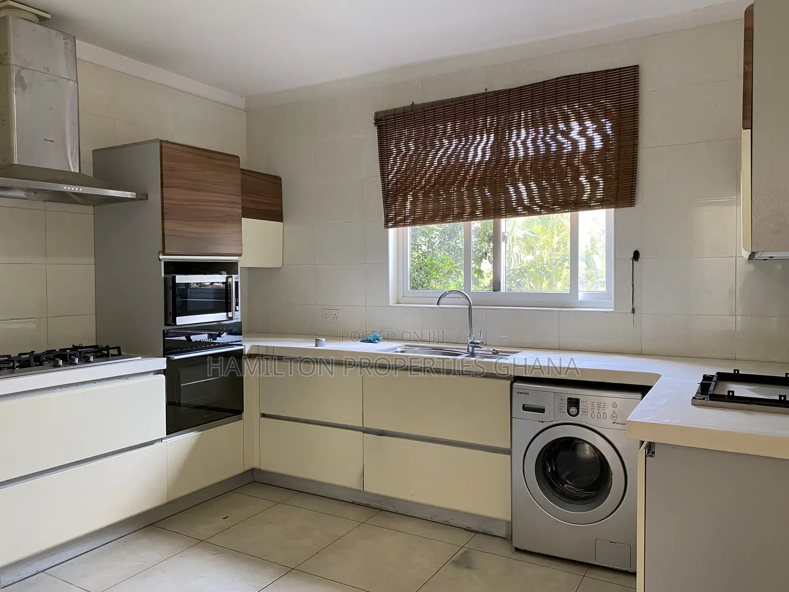 4bdrm Townhouse / Terrace in East Legon, American House for rent