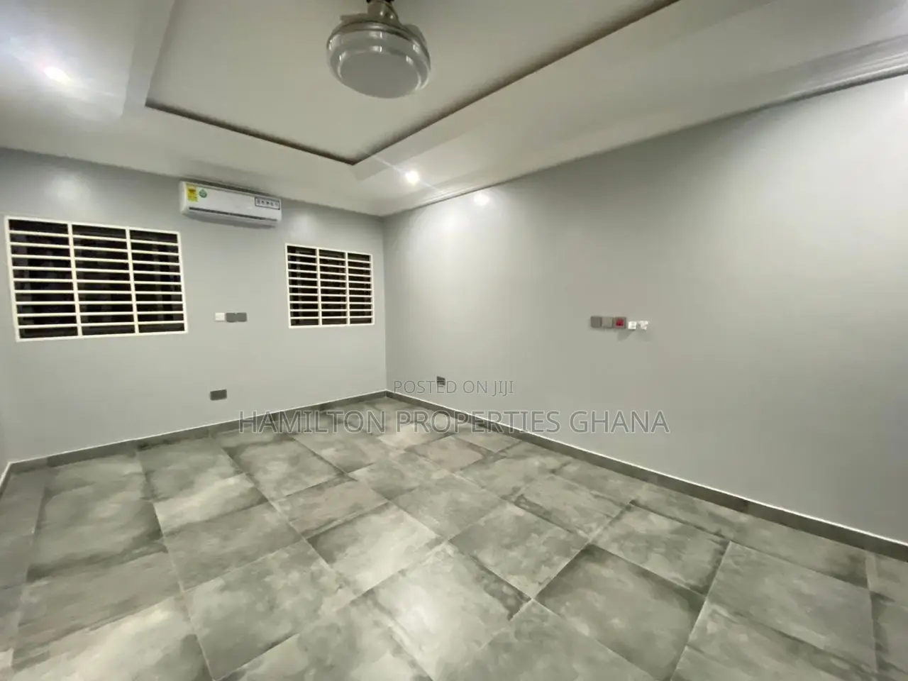 3bdrm Apartment in Agbogba, School Park Area for rent