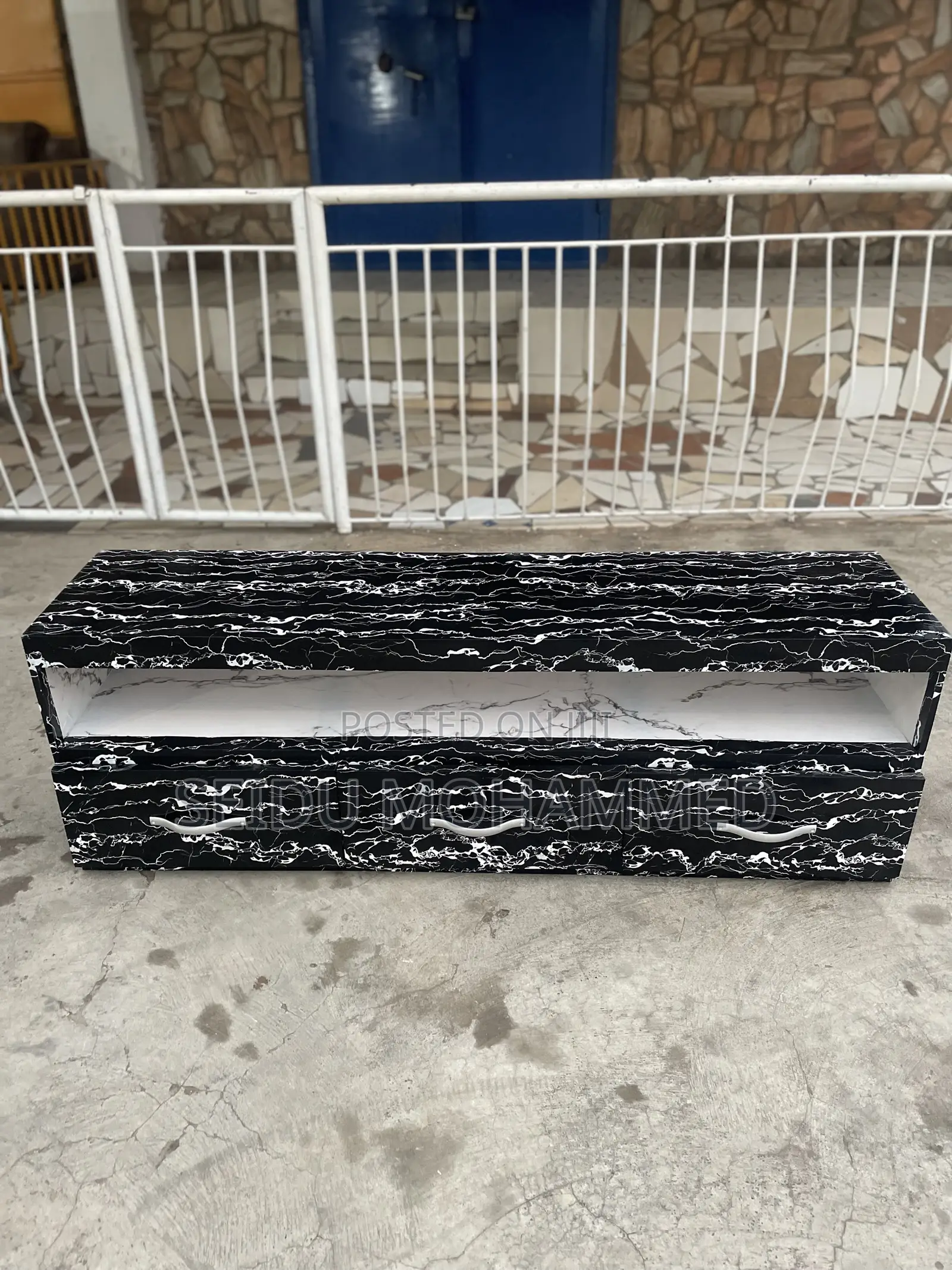 A Nice Tv Stand