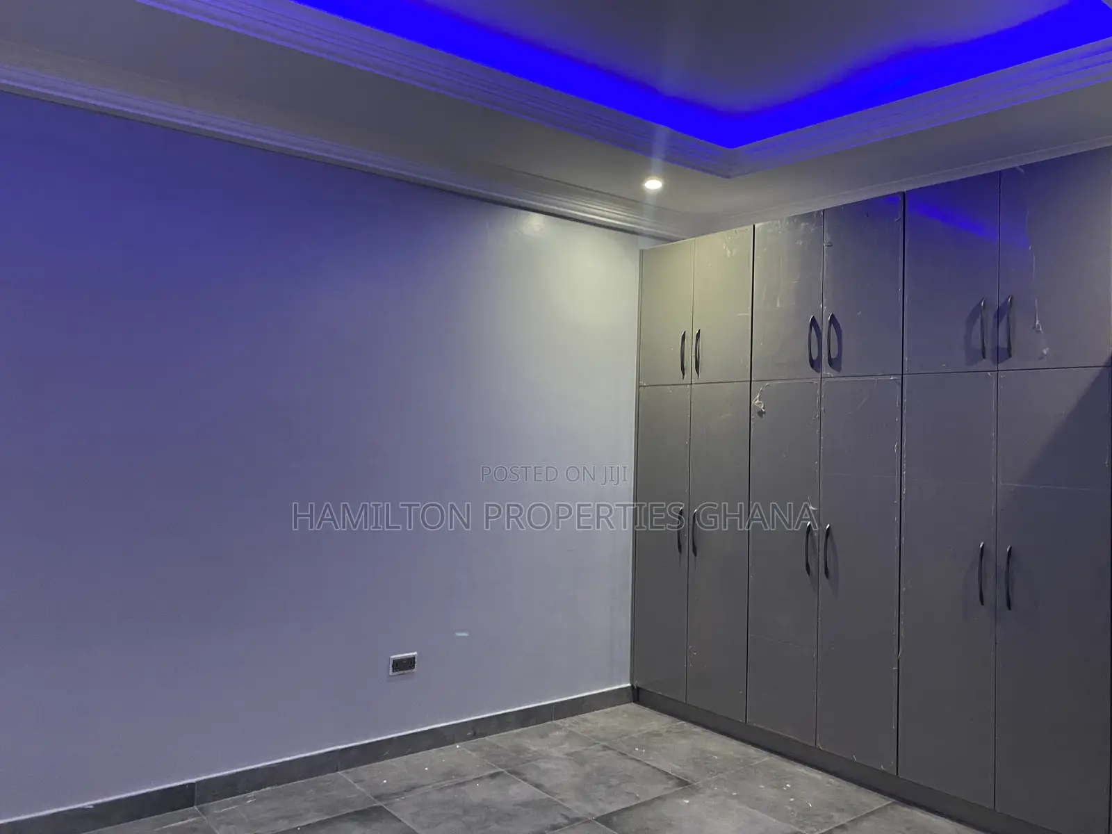 3bdrm Apartment in Agbogba, School Park Area for rent