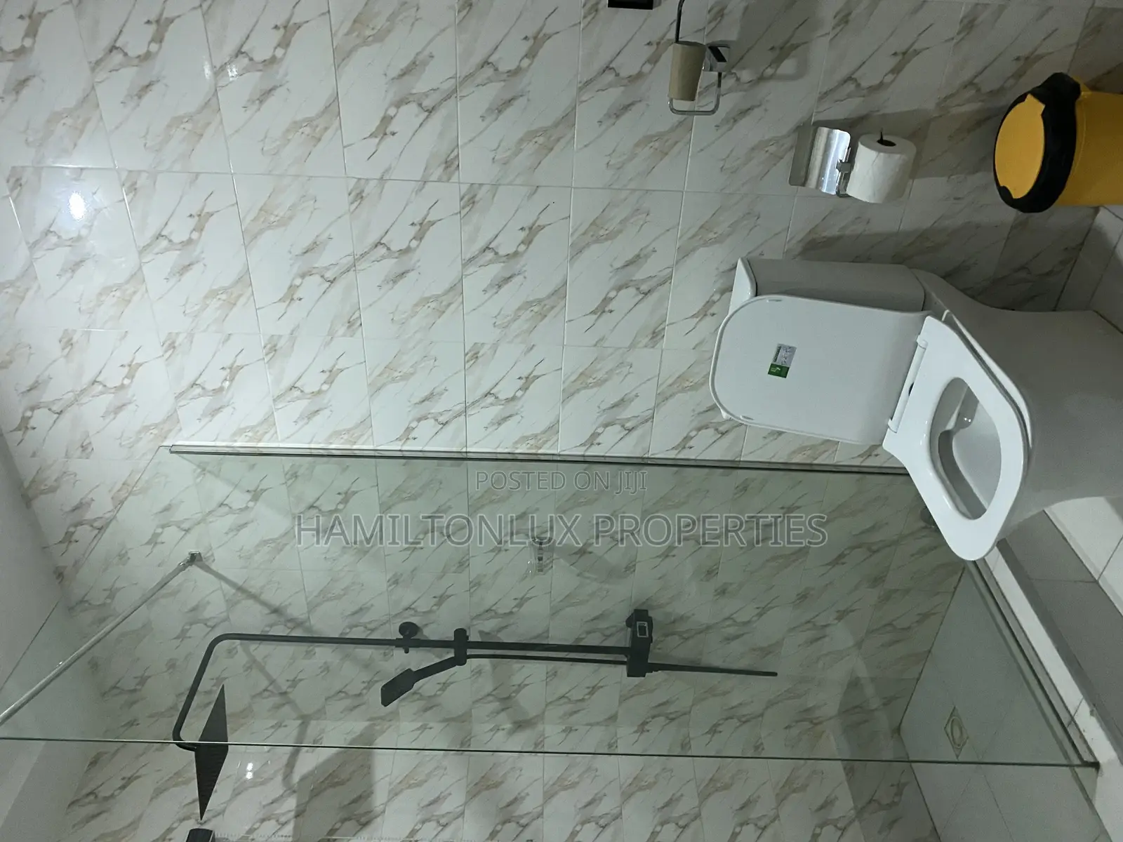 Furnished 2bdrm Apartment in School Junction for rent