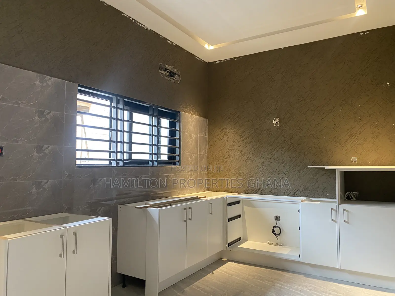 2bdrm Apartment in East Legon Ars Road for rent