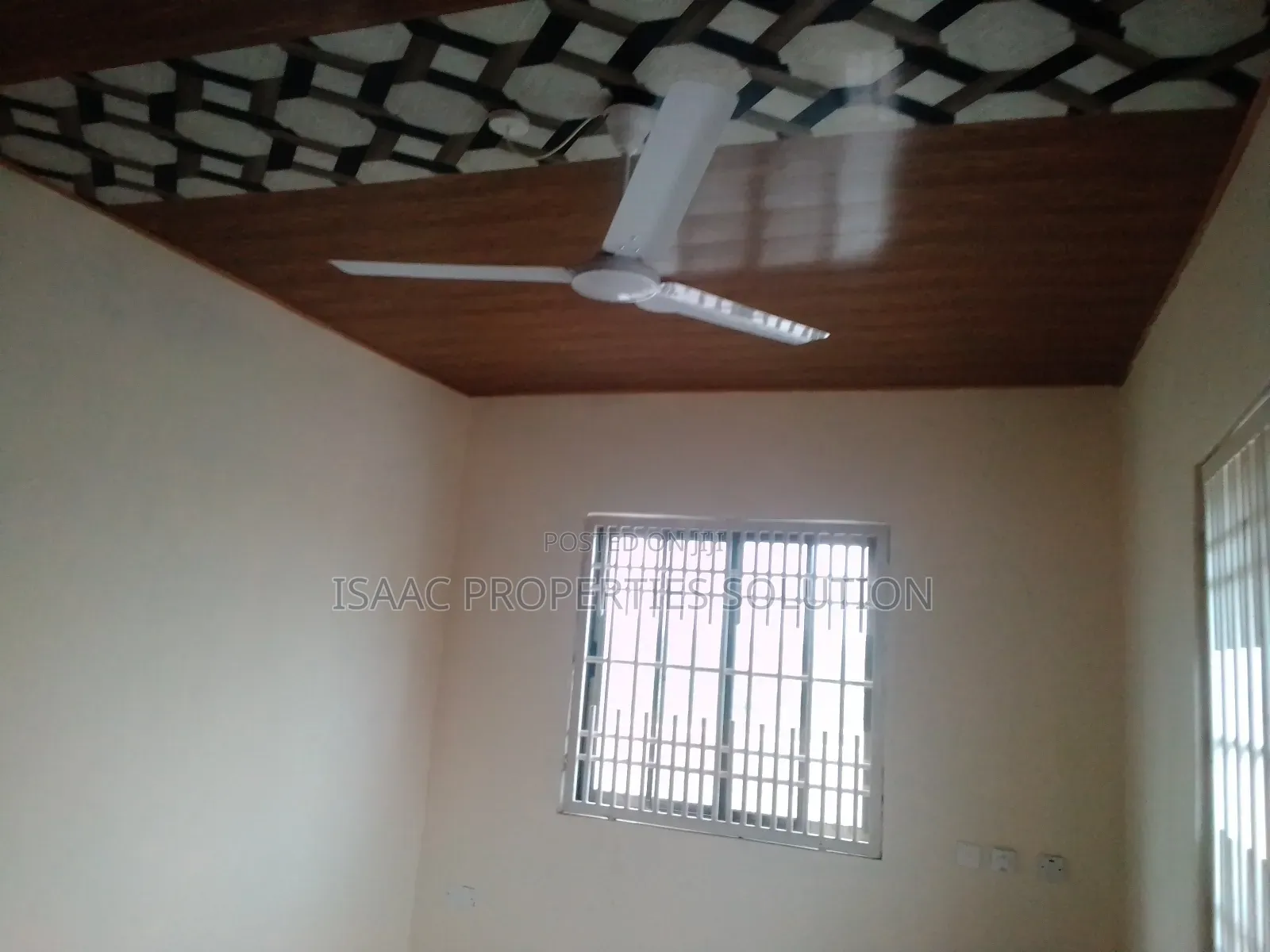 2bdrm Apartment in Isaac Properties, Takoradi for rent