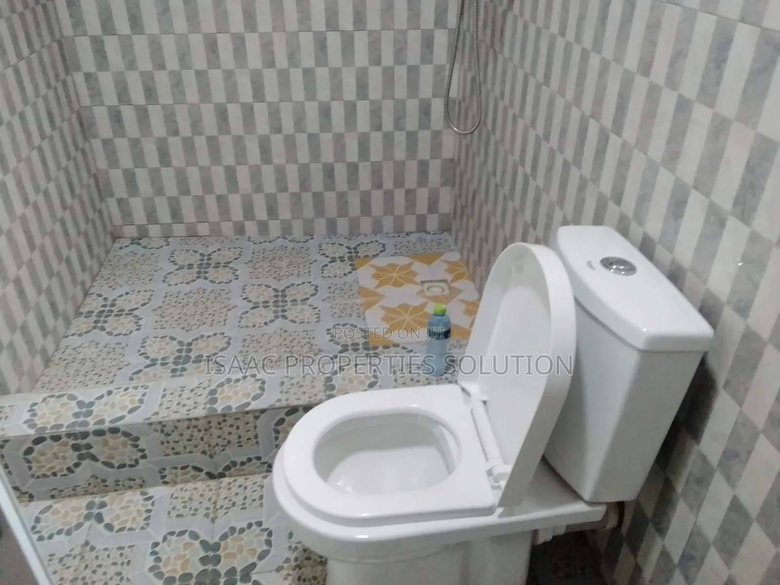 2bdrm Apartment in Isaac Properties, Takoradi for rent