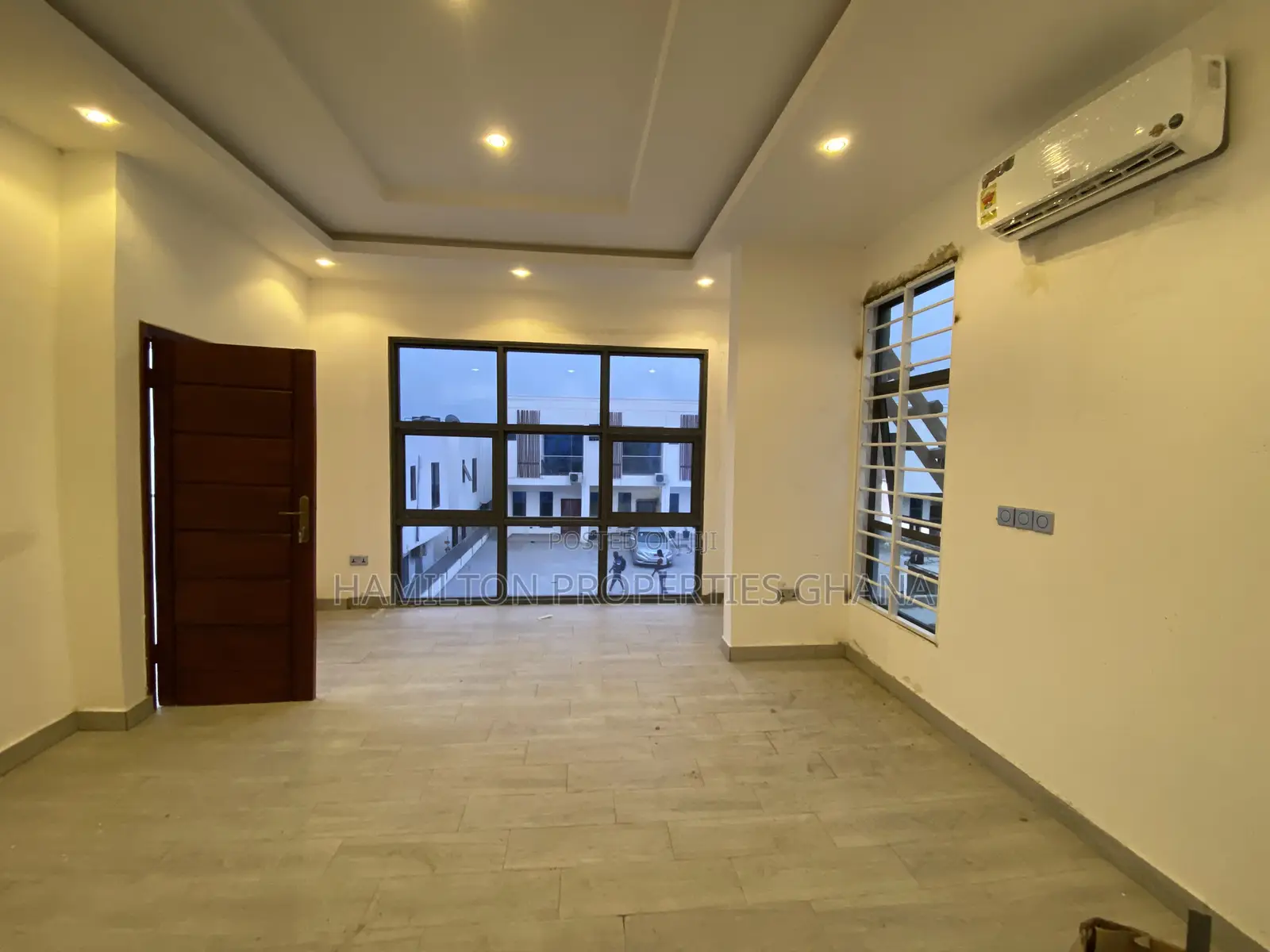 3bdrm House in School Junction for sale