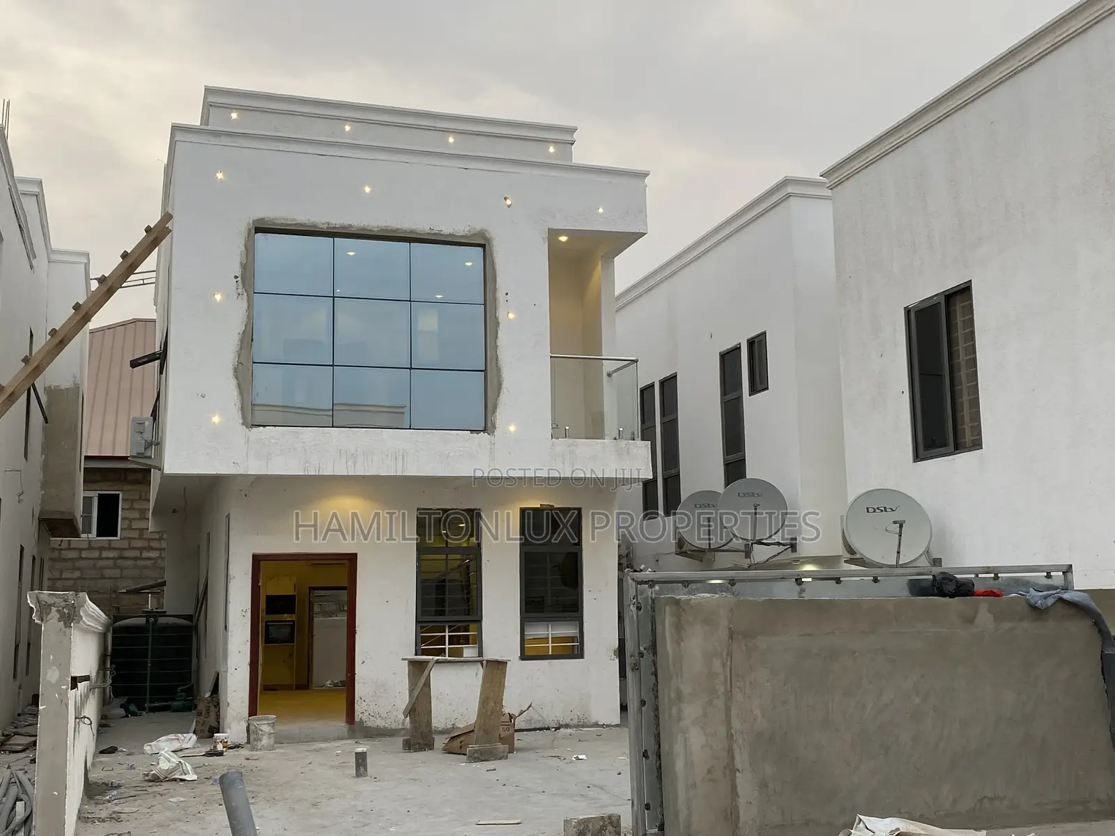 3bdrm House in School Junction for sale