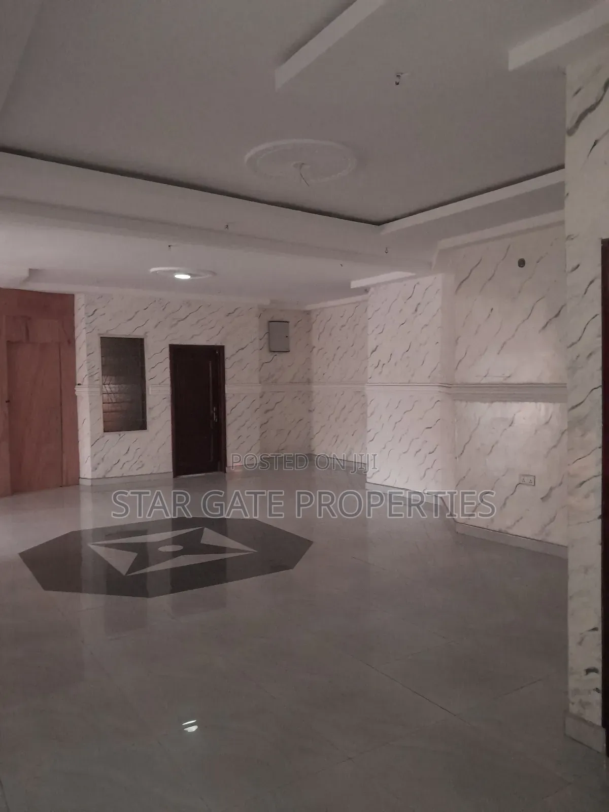 5bdrm House in Ejisu Akyawkrom., Kumasi Metropolitan for sale