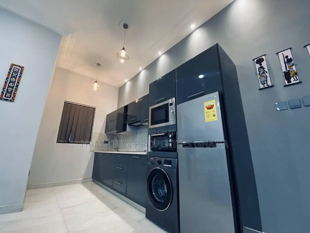 Furnished 1bdrm Apartment in School Junction for rent