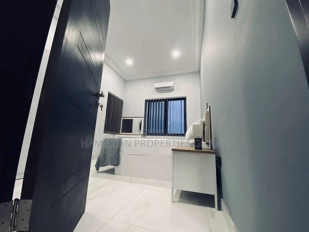 Furnished 1bdrm Apartment in School Junction for rent