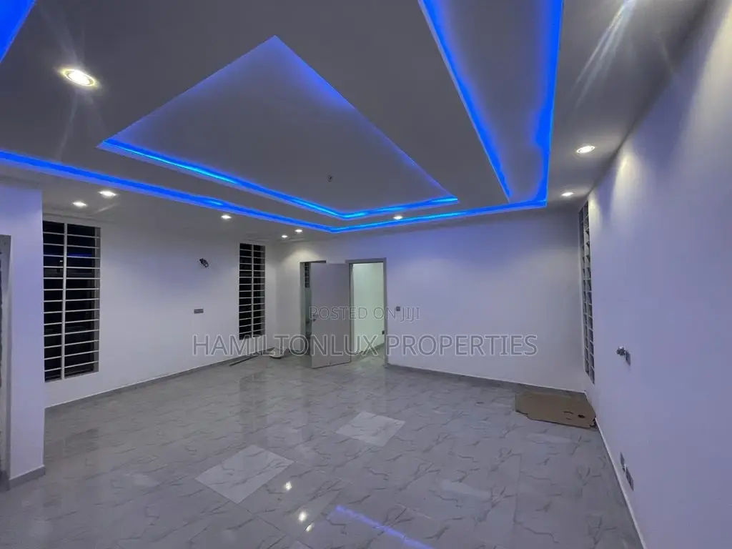 2bdrm House in Botwe, Little Roses Area for sale
