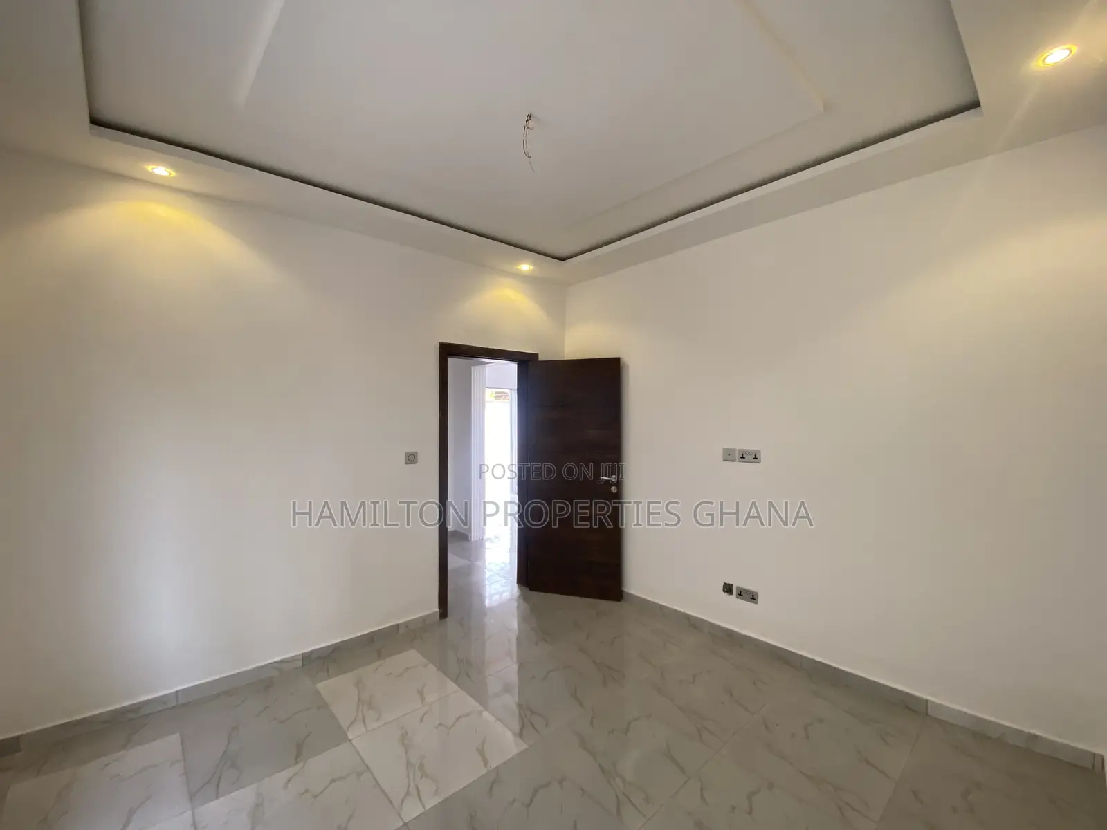 2bdrm House in Botwe, Little Roses Area for sale