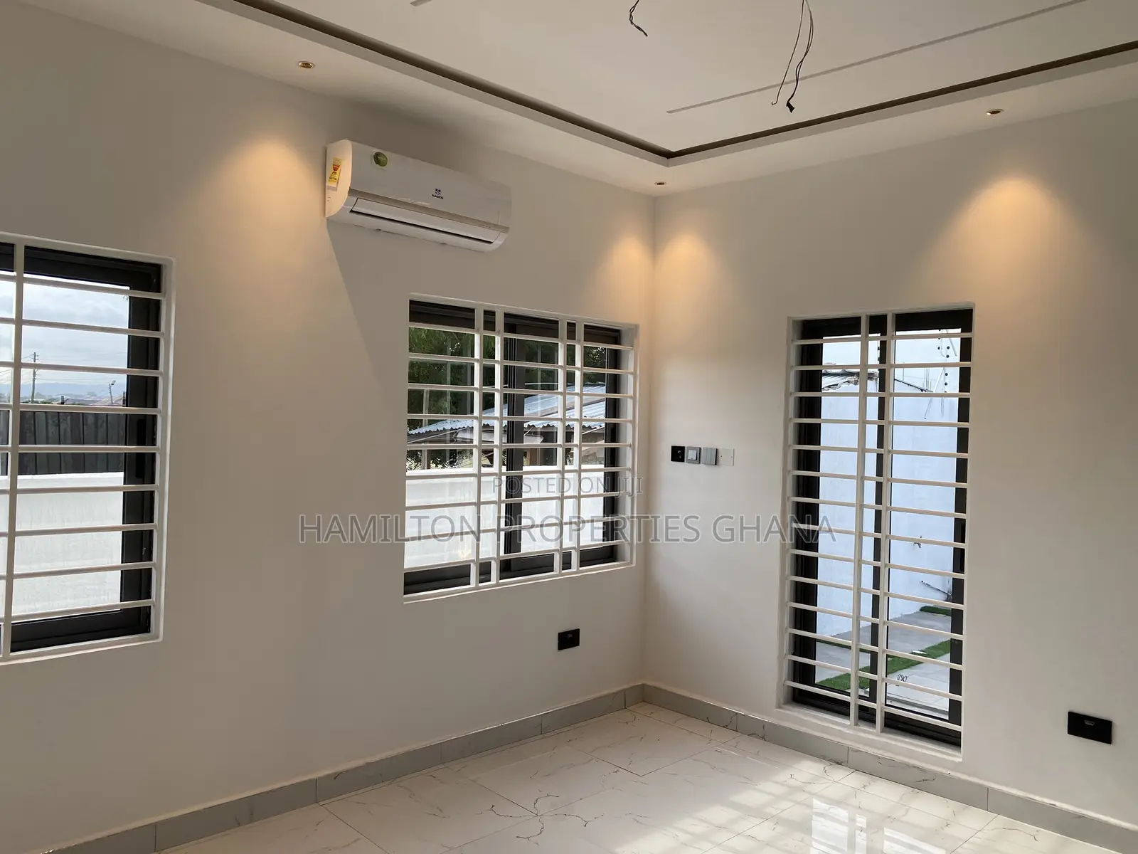 3bdrm House in Lakeside for sale