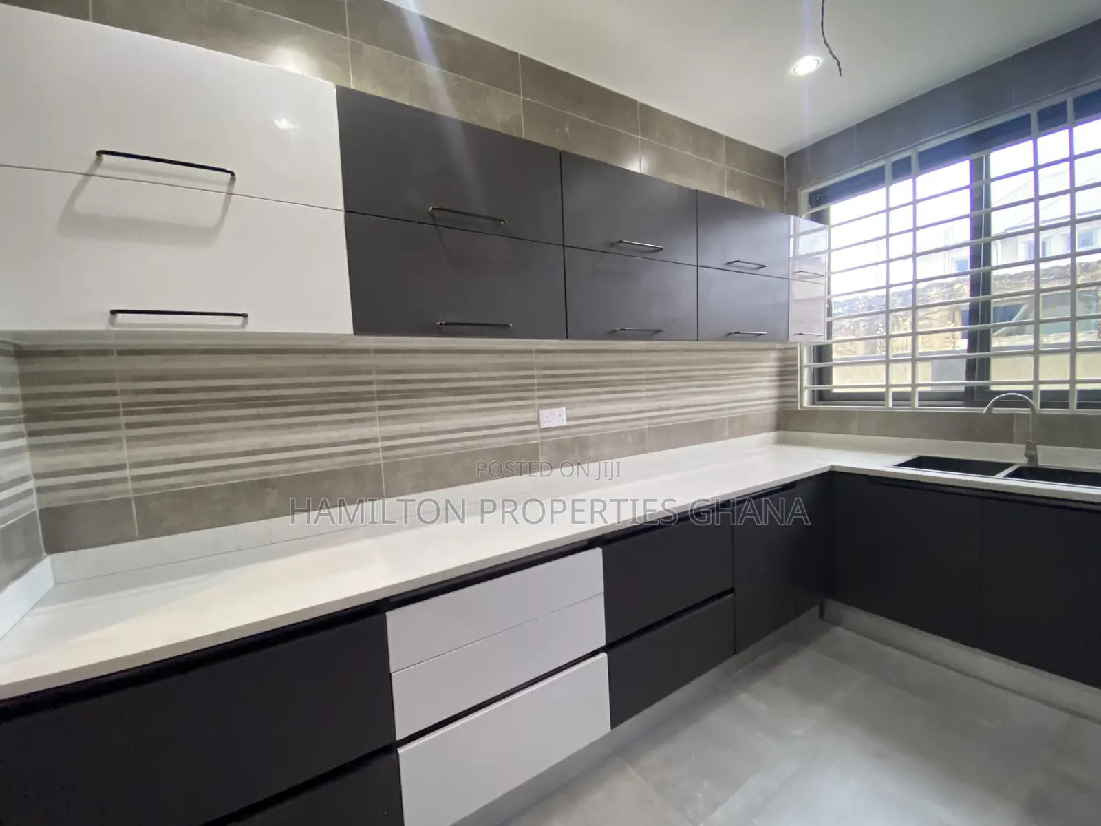 2bdrm Apartment in Lakeside Estates for rent