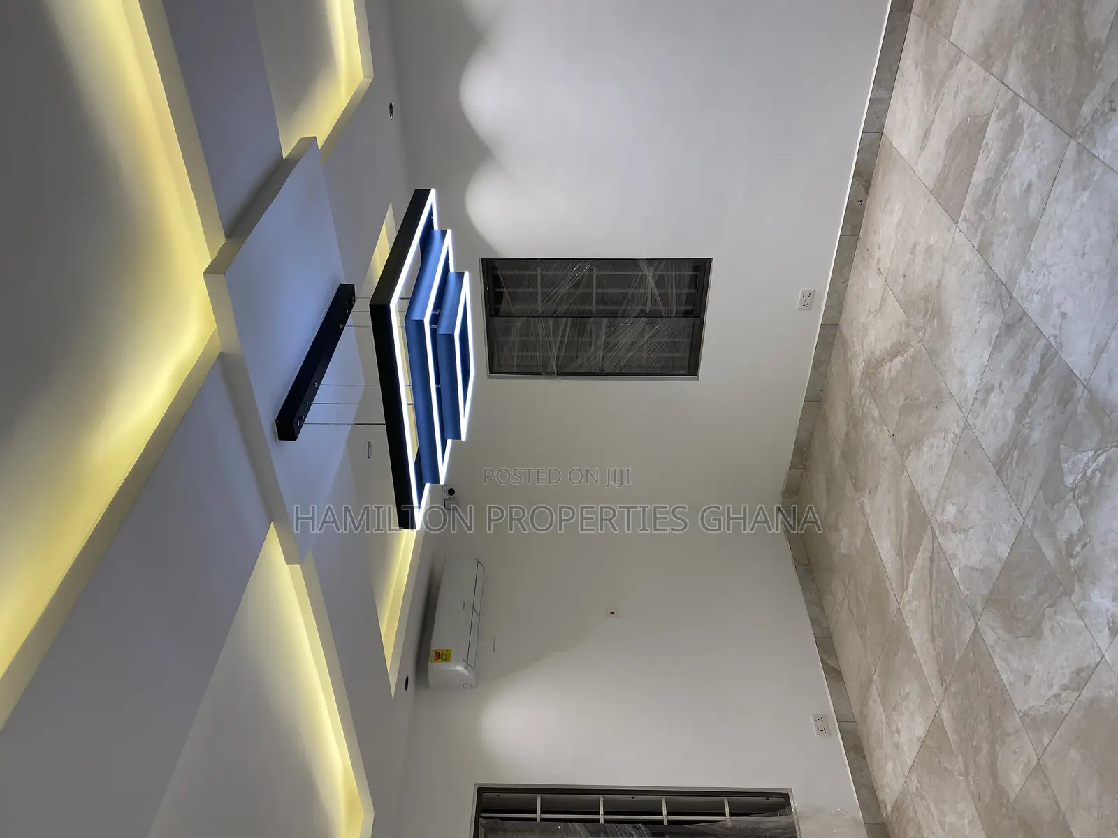 4bdrm Mansion in Ashaley Botwe for sale