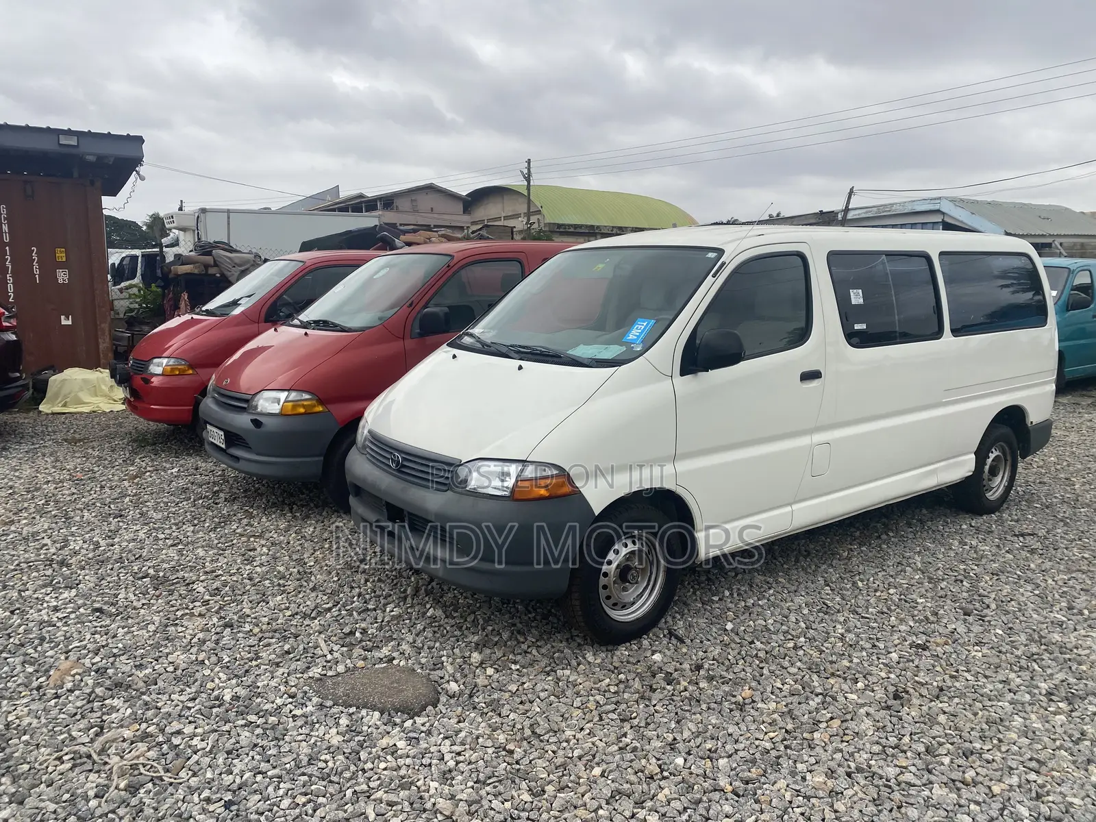 Toyota HiAce 2010 White