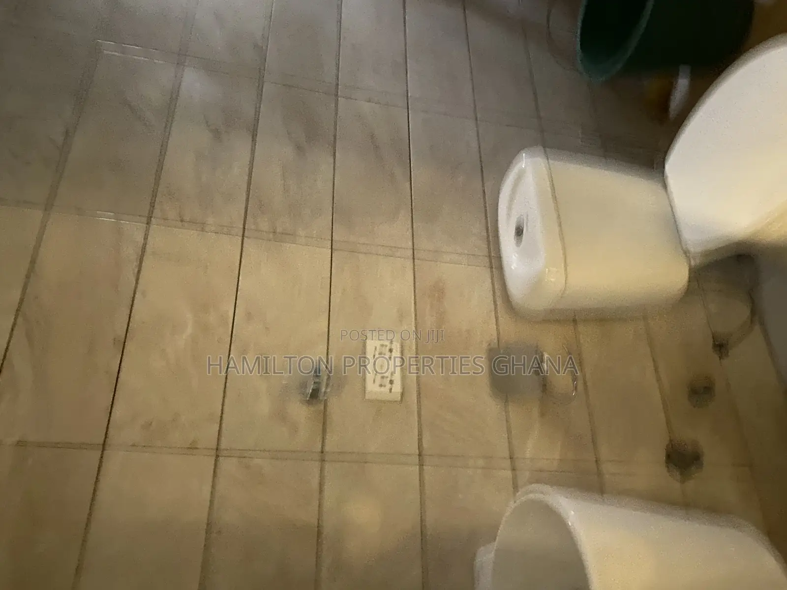 3bdrm House in Adenta, Commandos for rent