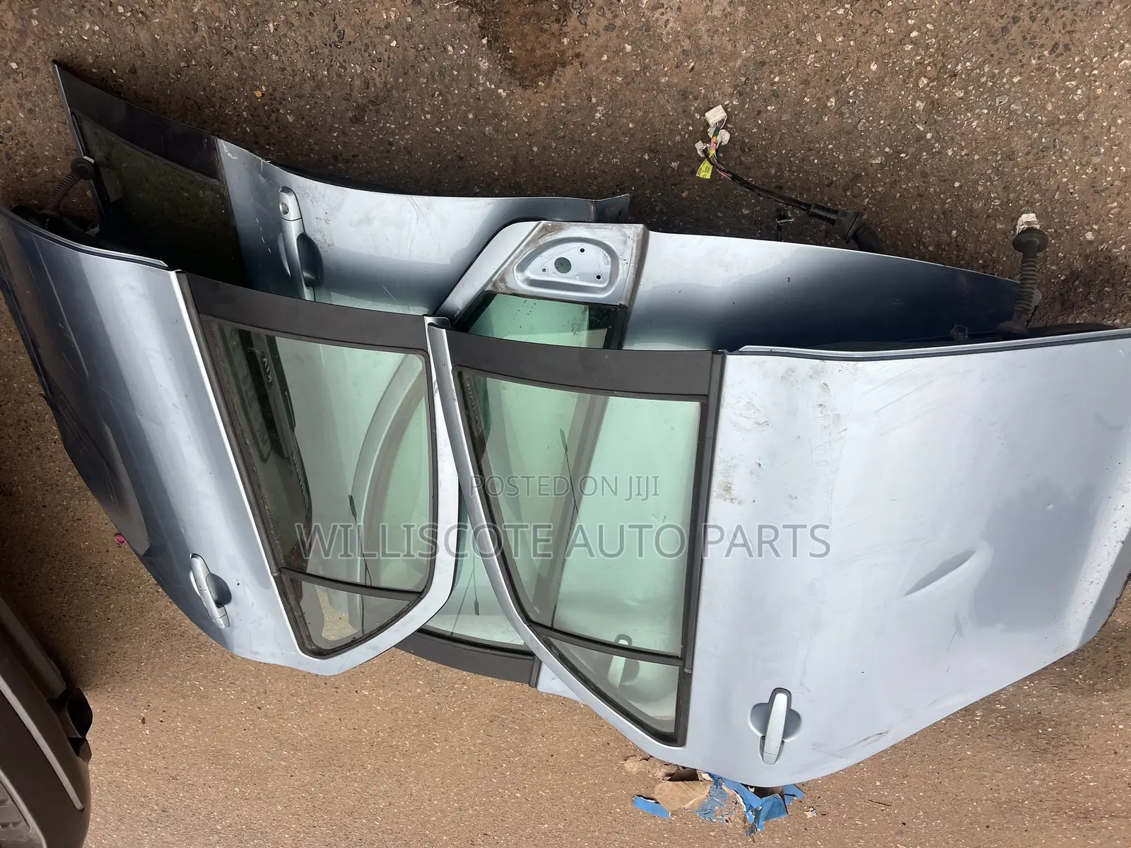 Yaris 08 Doors