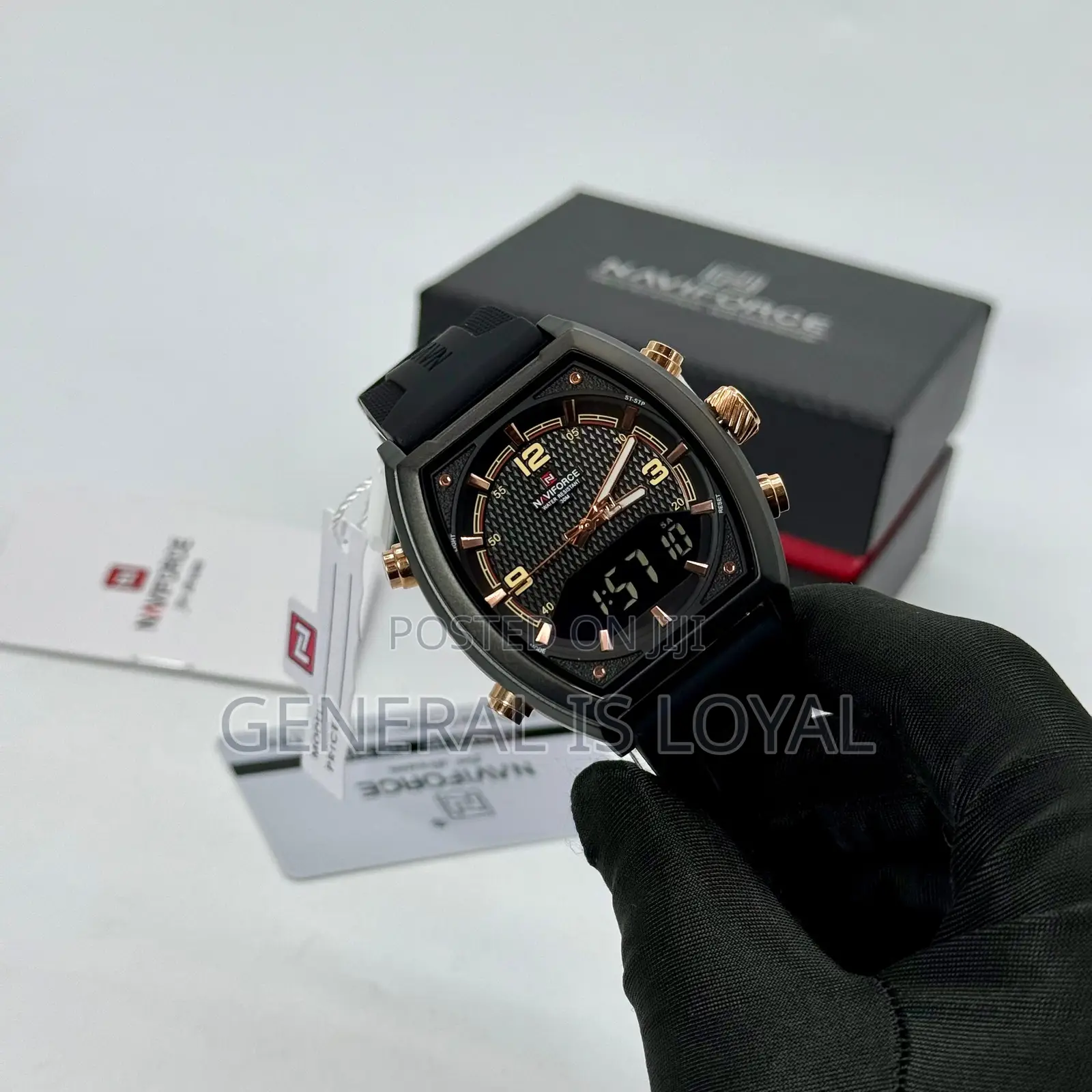 Naviforce Quartz Digital Analog Silicon Strap Men’S Watch