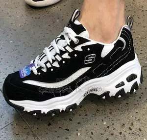Sketchers Sneakers