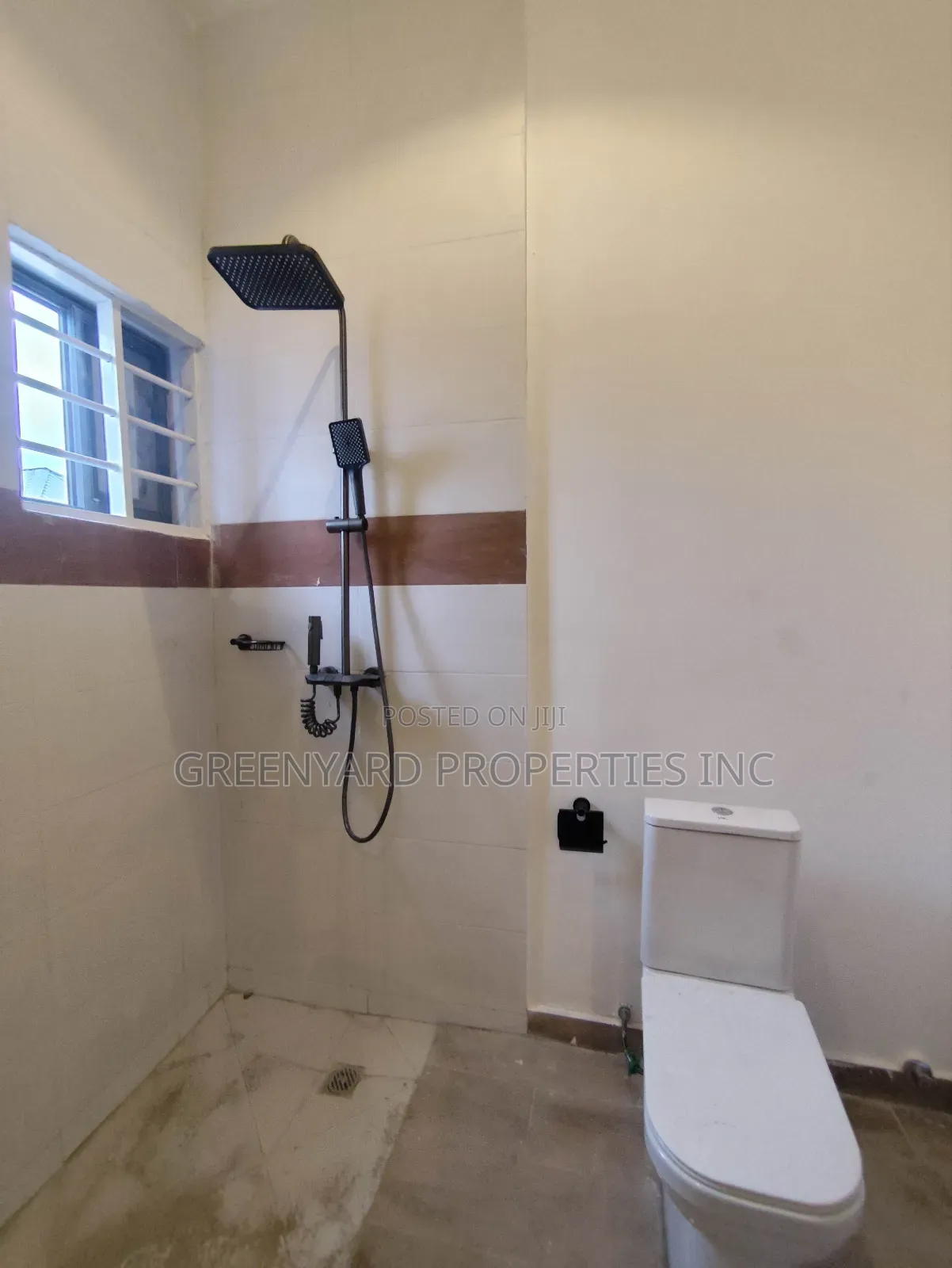 4bdrm House in Ogbojo, East Legon for sale