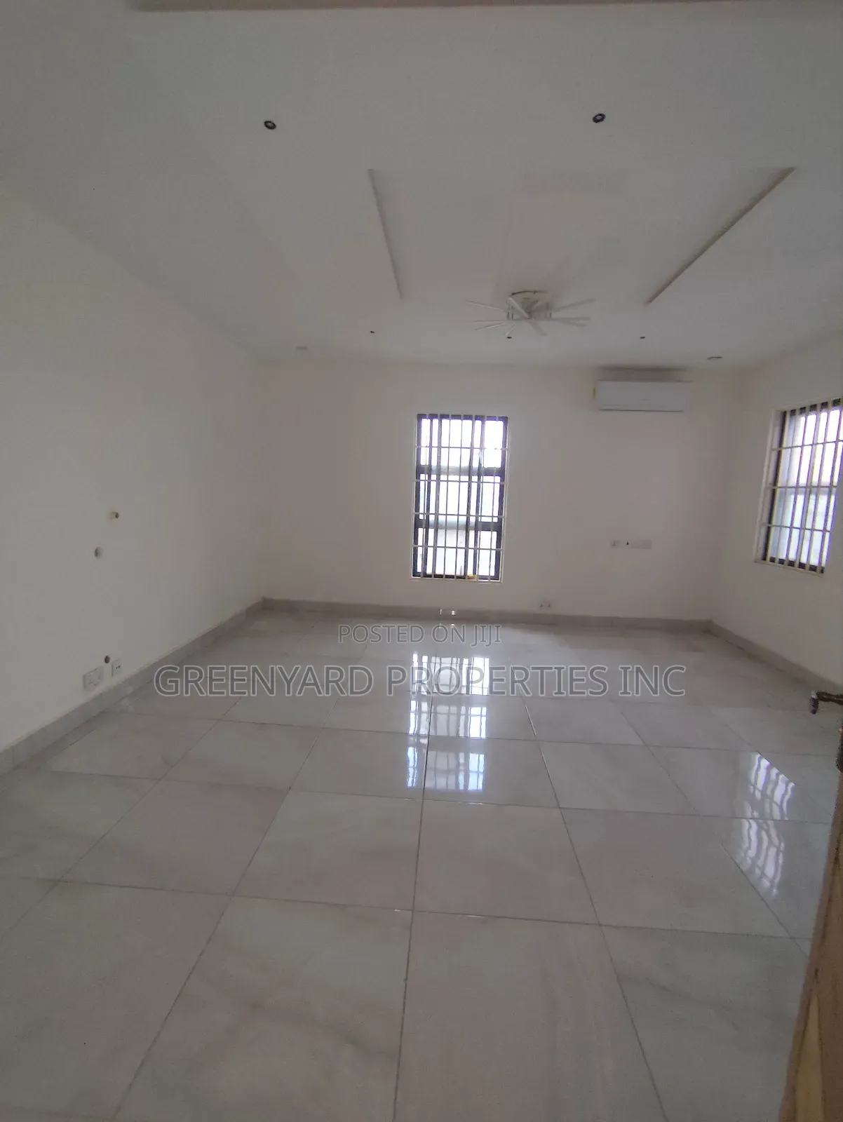 5bdrm House in Ogbojo, East Legon for sale