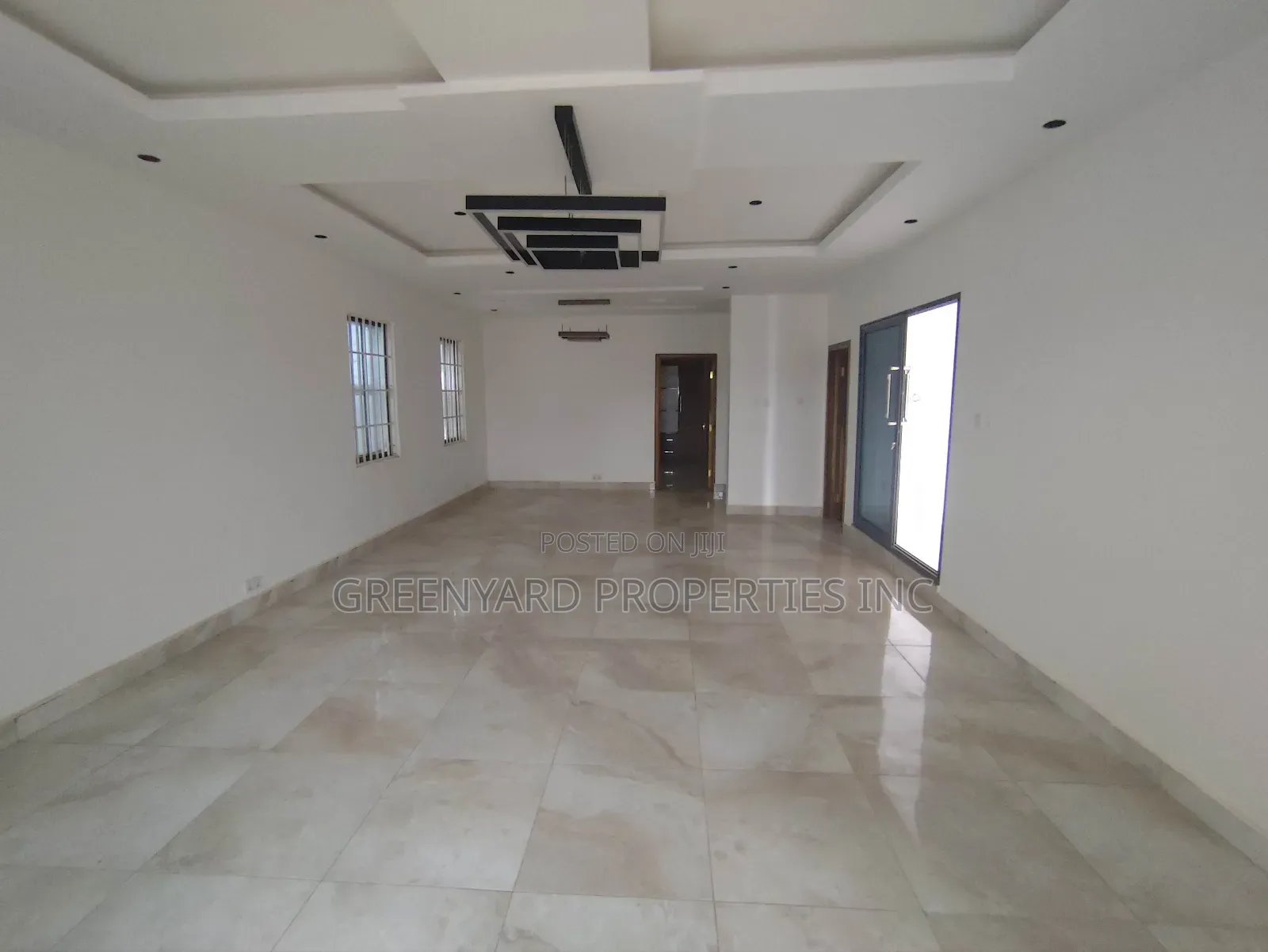 5bdrm House in Ogbojo, East Legon for sale