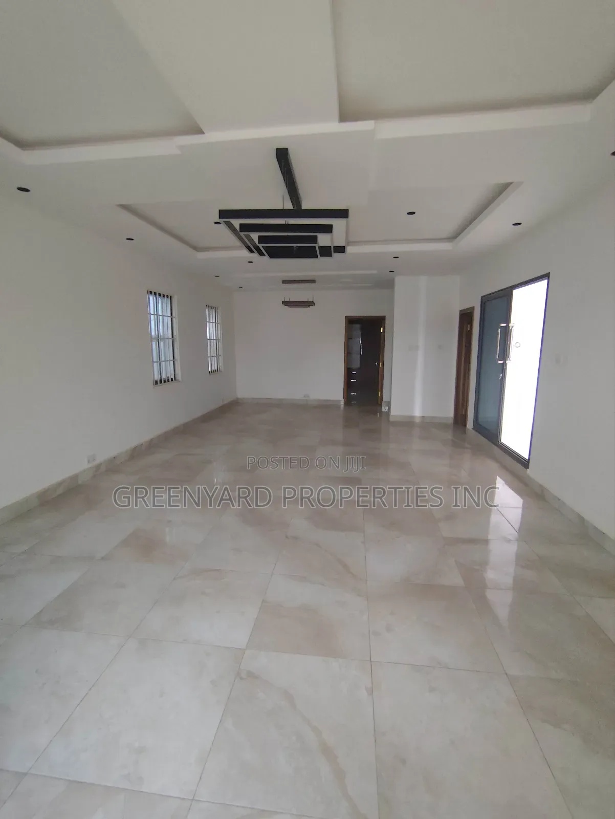 5bdrm House in Ogbojo, East Legon for sale