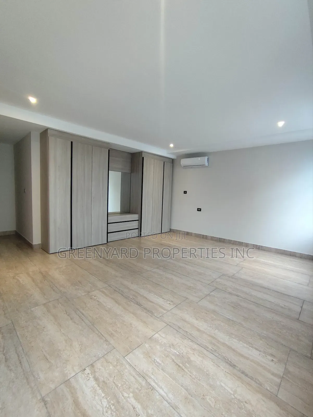 5bdrm House in East Legon for rent