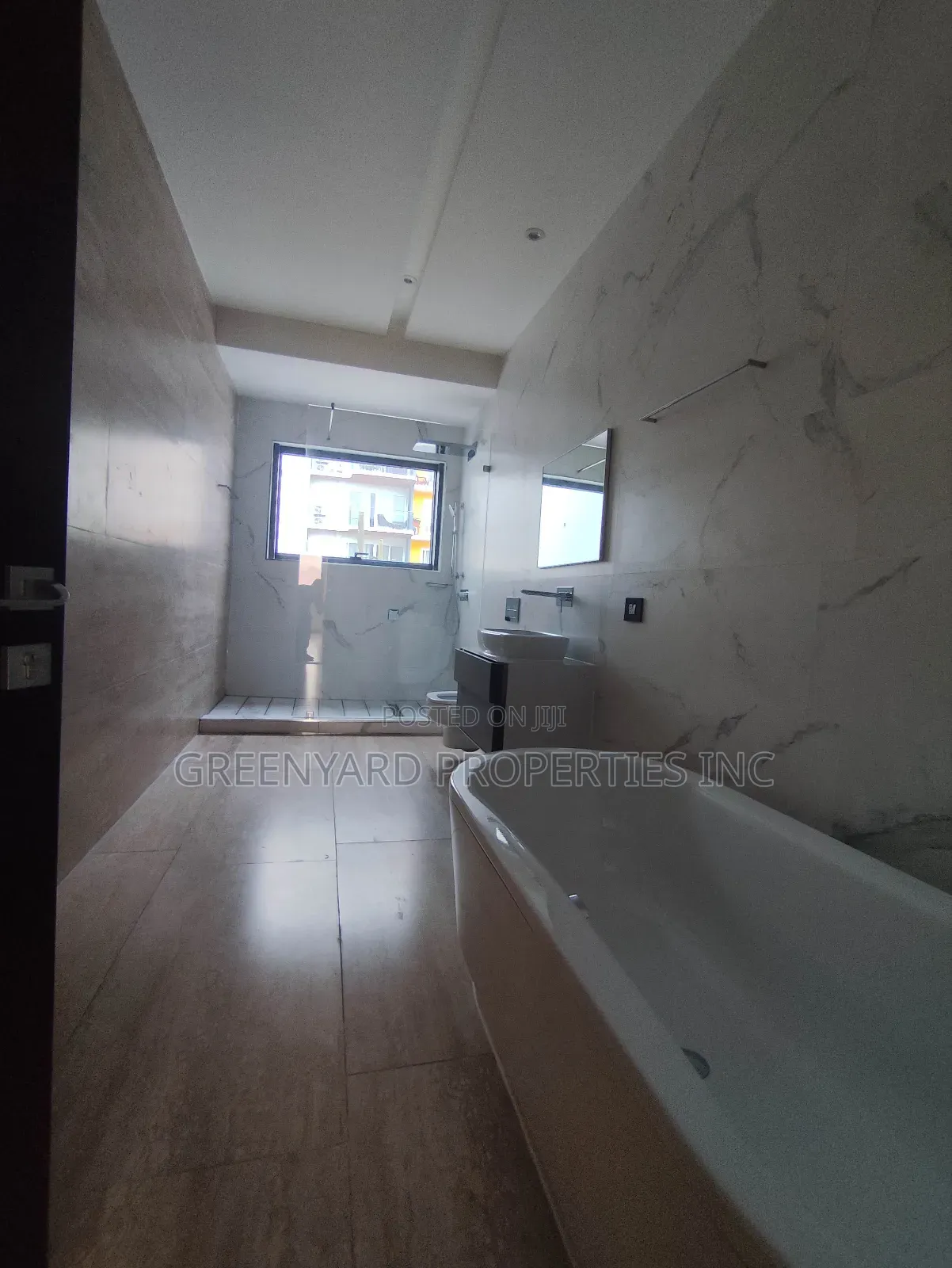 5bdrm House in East Legon for rent