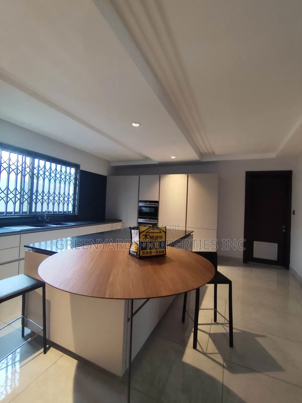 5bdrm House in East Legon for rent