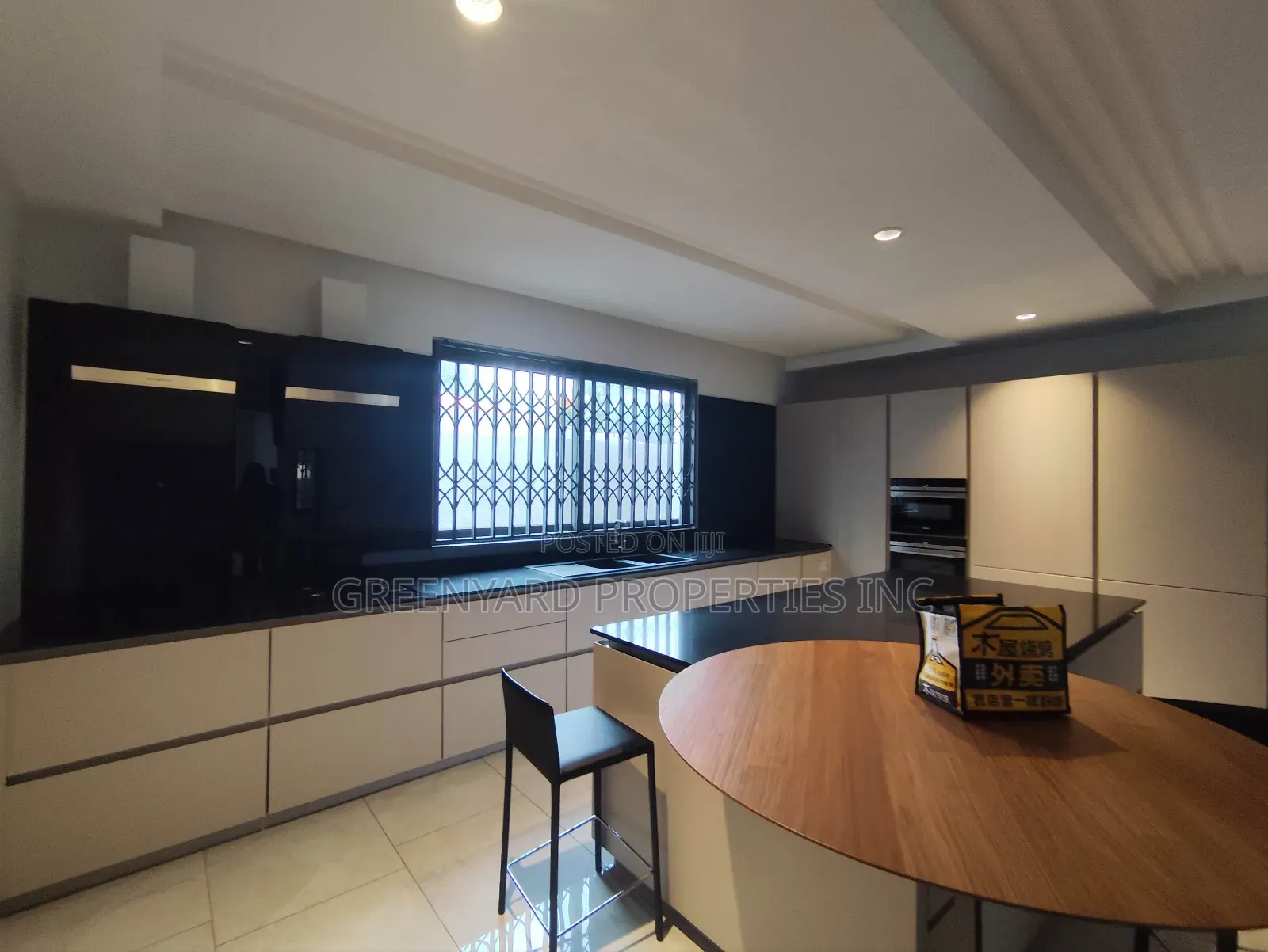 5bdrm House in East Legon for rent