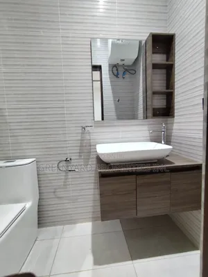 4bdrm House in Hills, East Legon for sale