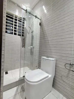4bdrm House in Hills, East Legon for sale