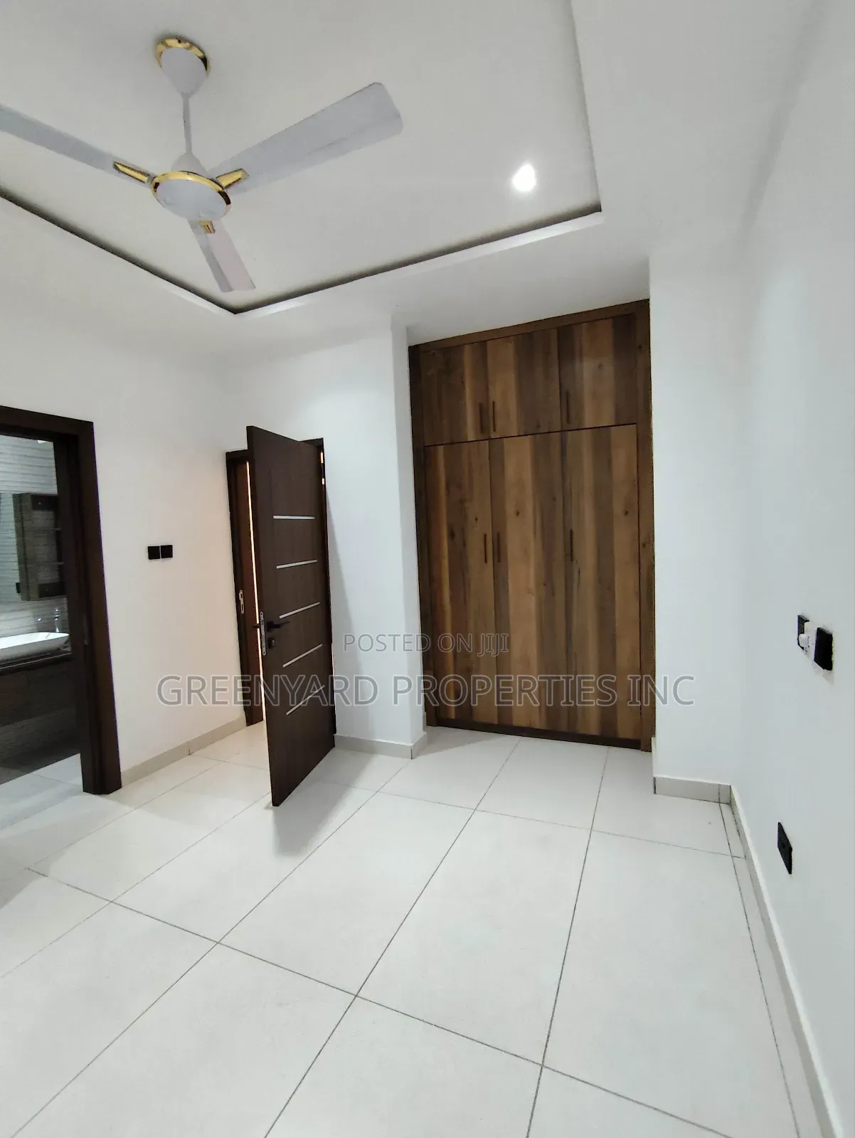 4bdrm House in Hills, East Legon for sale