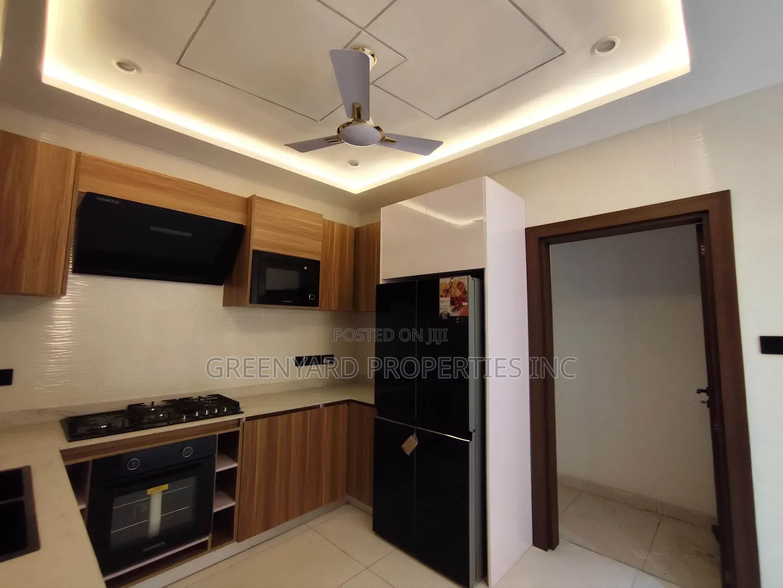 4bdrm House in Hills, East Legon for sale