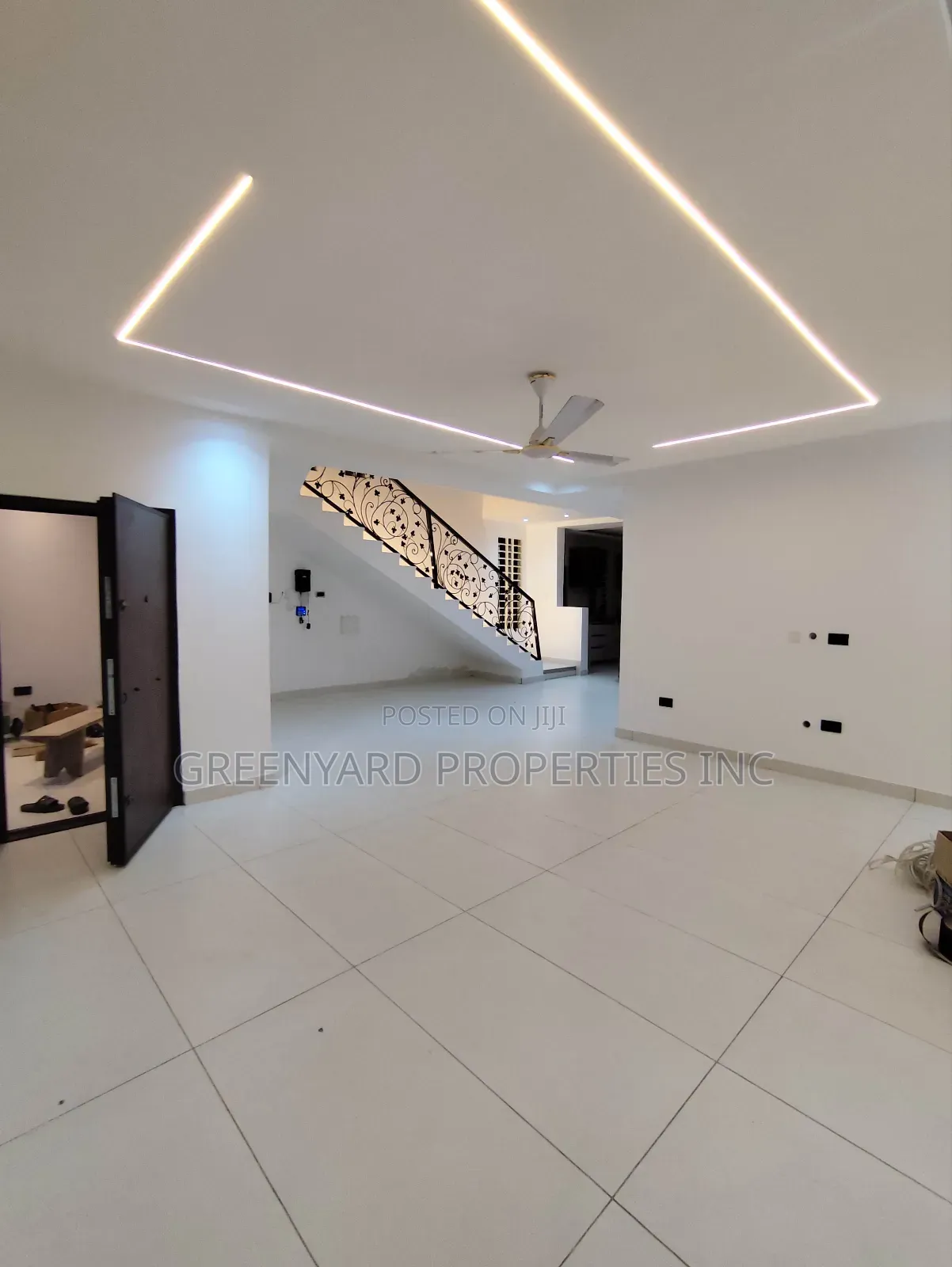 4bdrm House in Hills, East Legon for sale
