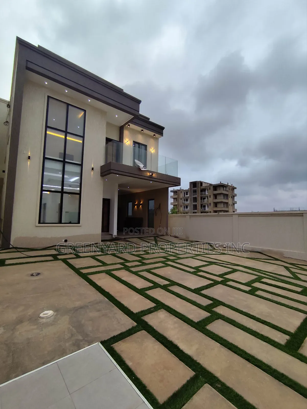 4bdrm House in Hills, East Legon for sale