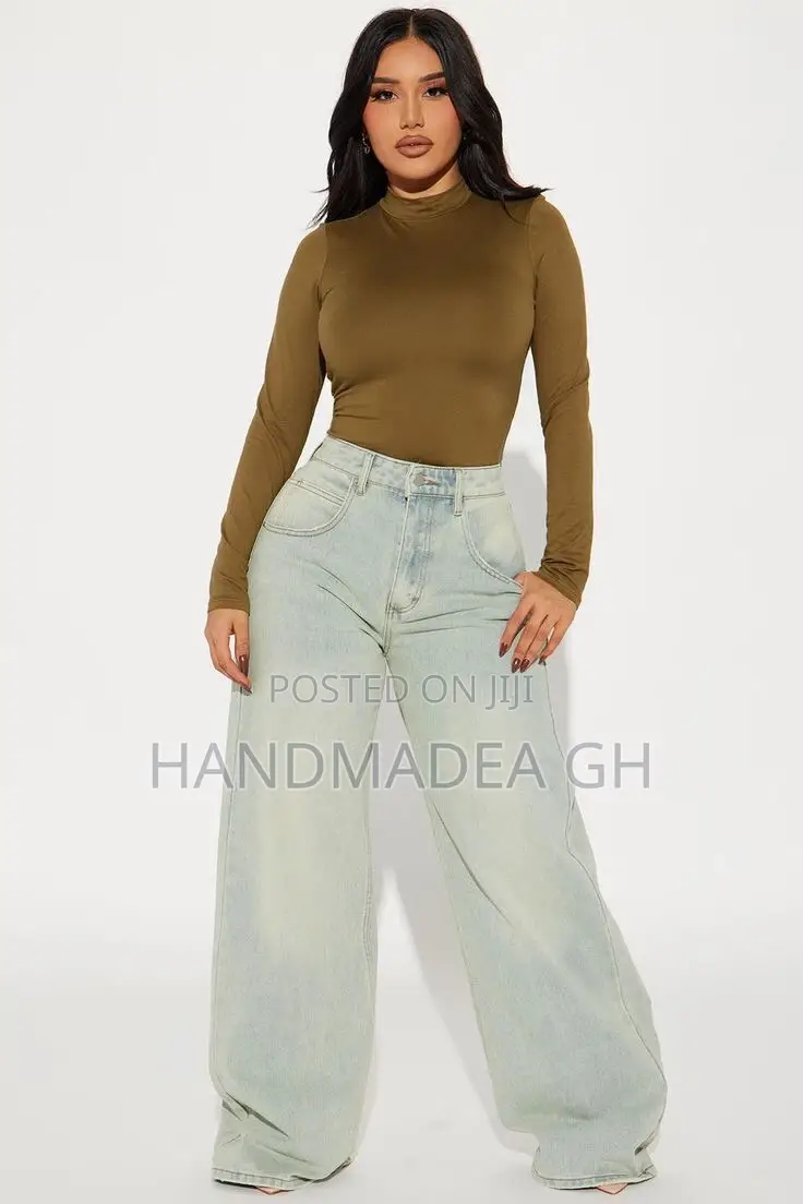 Basic Tops (Long Sleeves Basic Top)