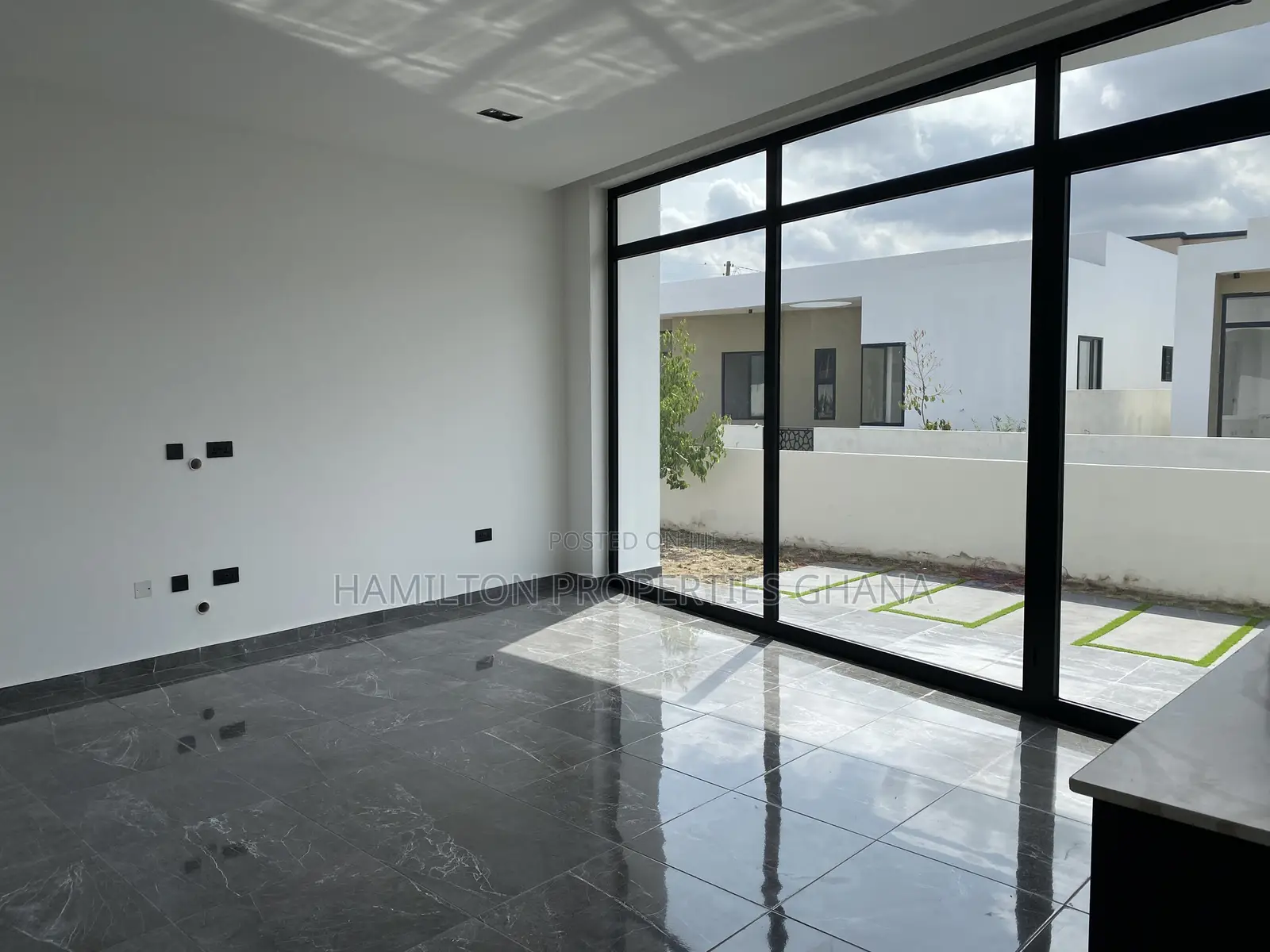 3bdrm Townhouse/Terrace in East Legon Hills for sale