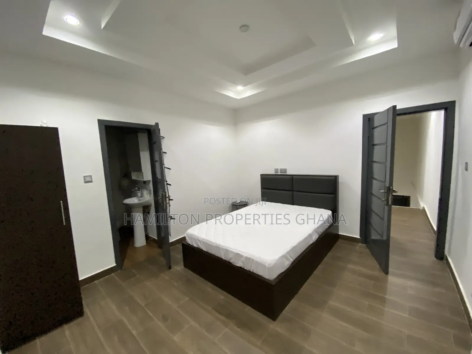 Furnished 3bdrm House in School Junction for sale