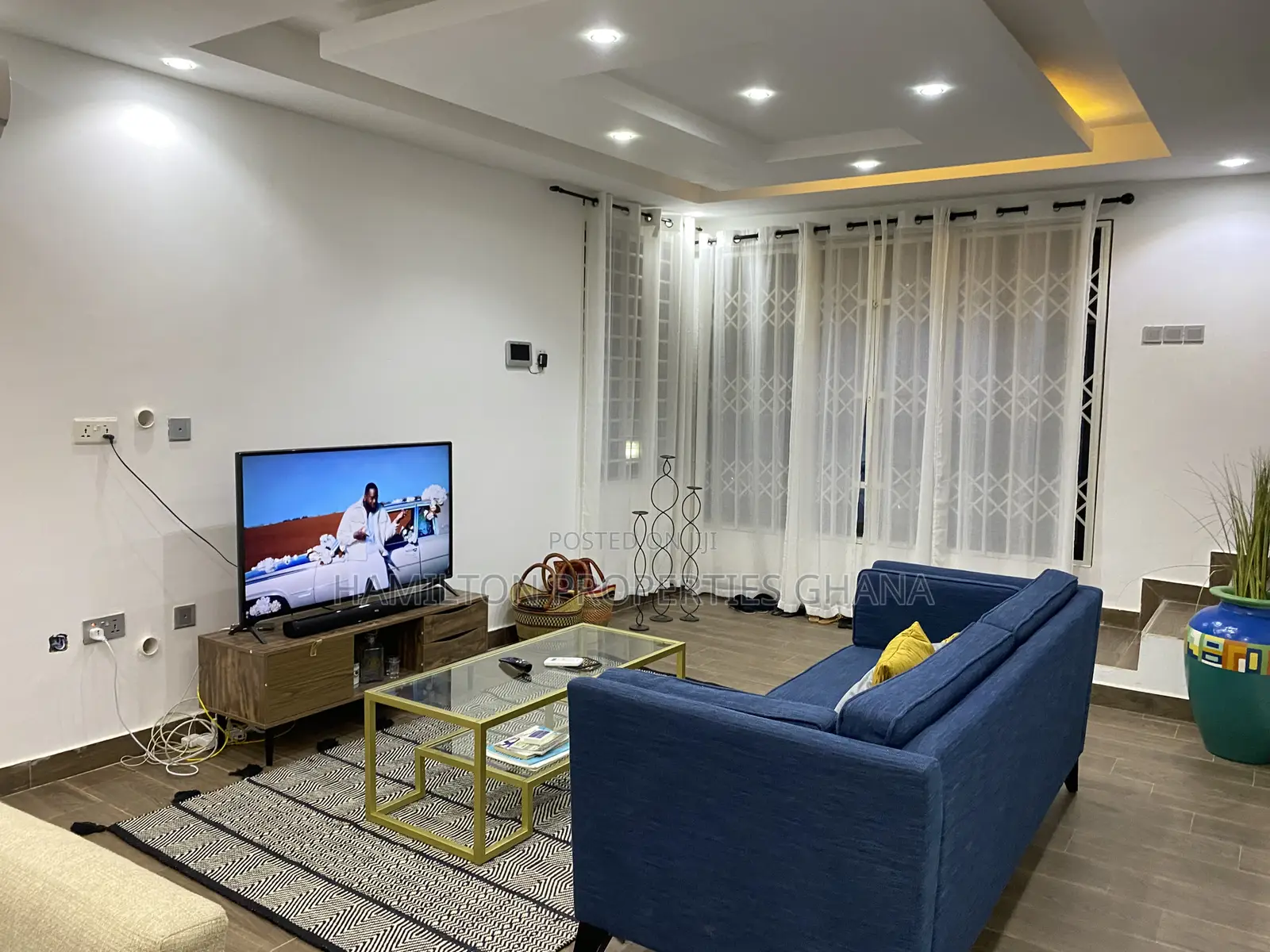 Furnished 3bdrm House in School Junction for sale