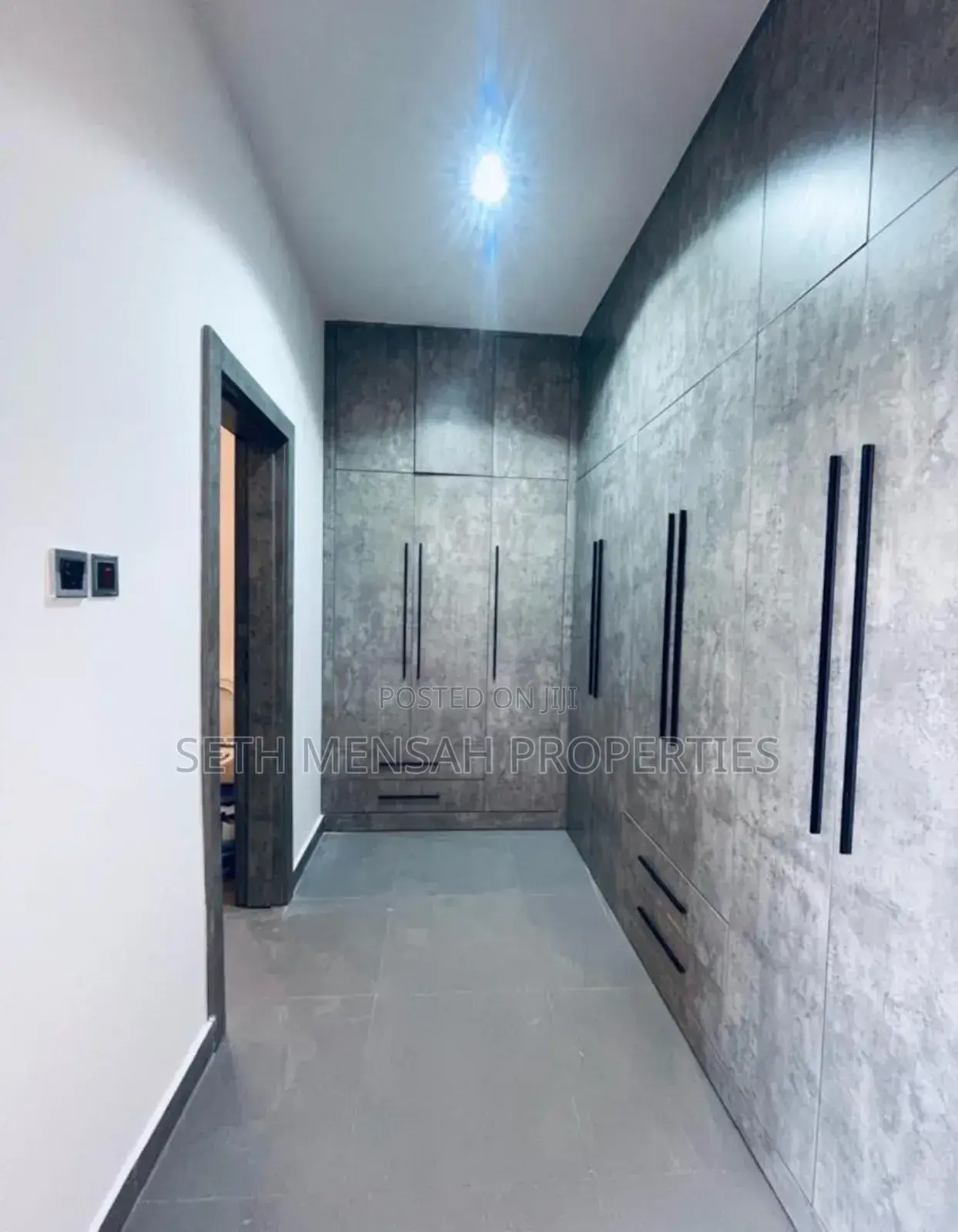 4bdrm House in School Junction for sale