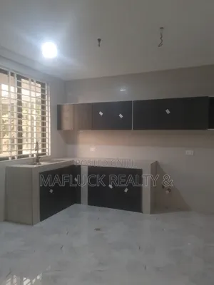2bdrm Apartment in Lakeside Estate for rent