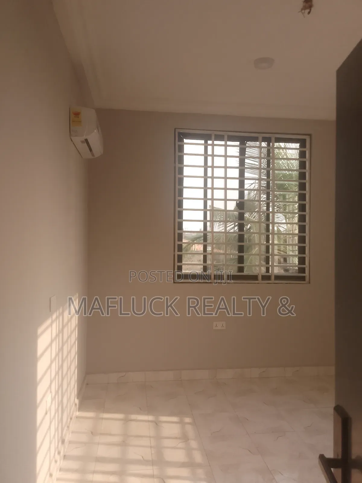 2bdrm Apartment in Lakeside Estate for rent