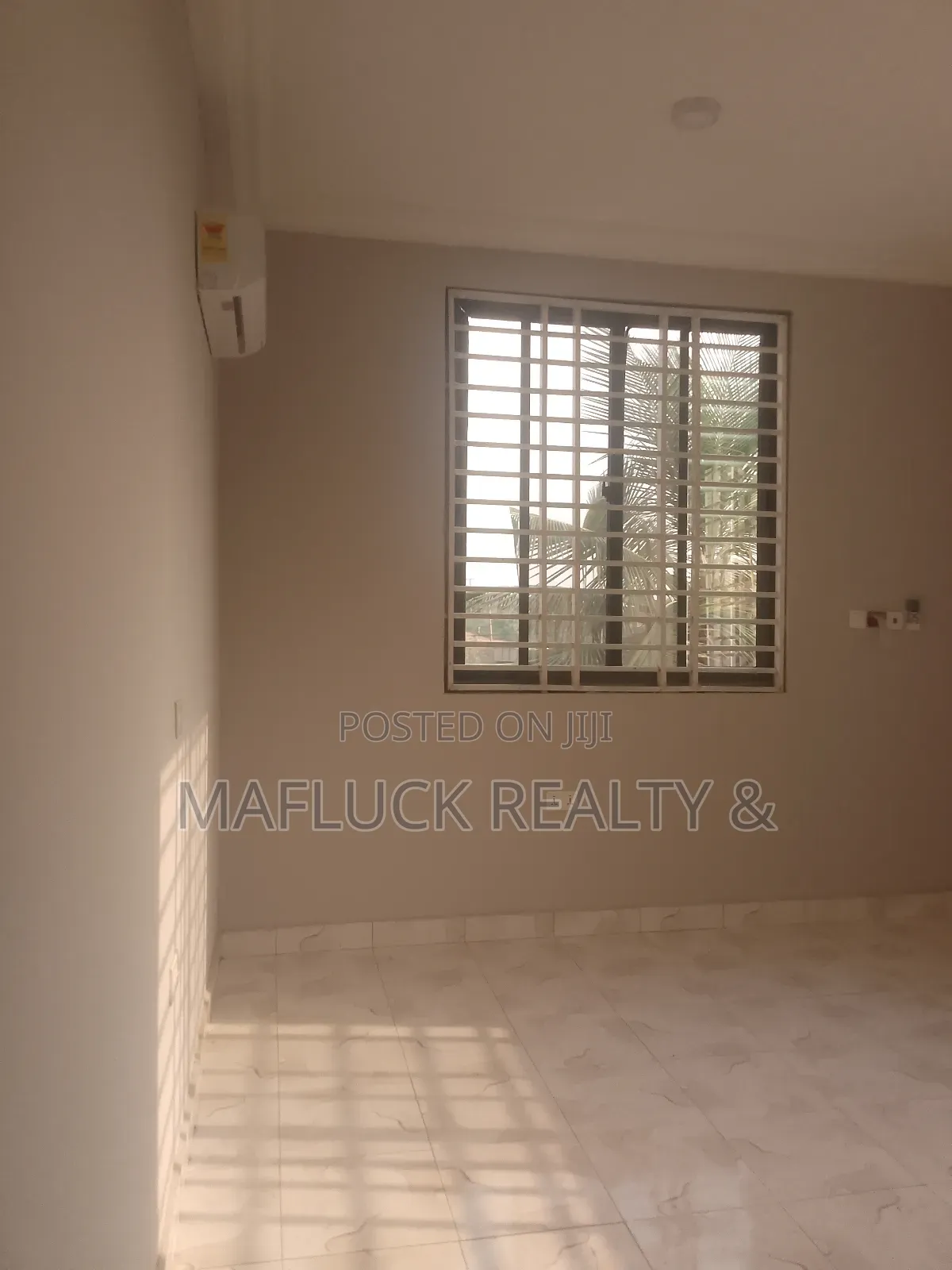 2bdrm Apartment in Lakeside Estate for rent