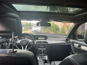 Mercedes-Benz C250 2014 Black