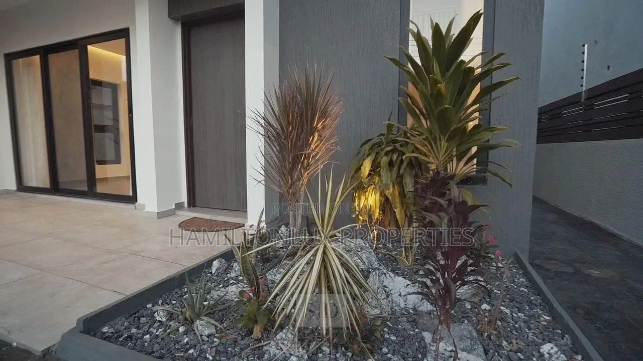 4bdrm House in East Legon for sale