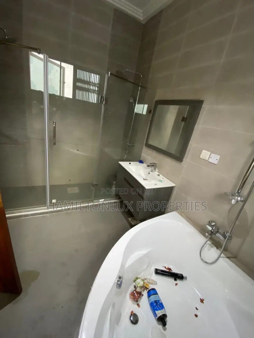 4bdrm House in East Legon Islamic for rent