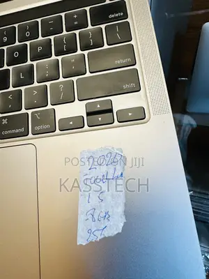 Laptop Apple MacBook Pro 2020 8GB Intel Core I5 SSD 256GB